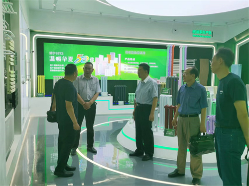 河(hé)北(běi)省科(kē)學院孫海(hǎi)波所長(cháng)一(yī)行(xíng)到(dào)聖春調研座談